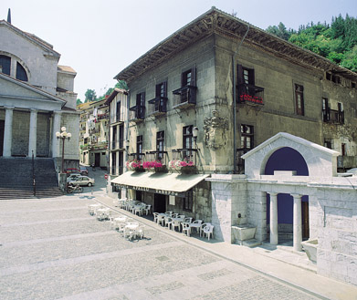 Palacio Galdona