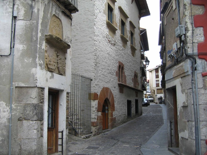 Udal Euskaltegiaren atea